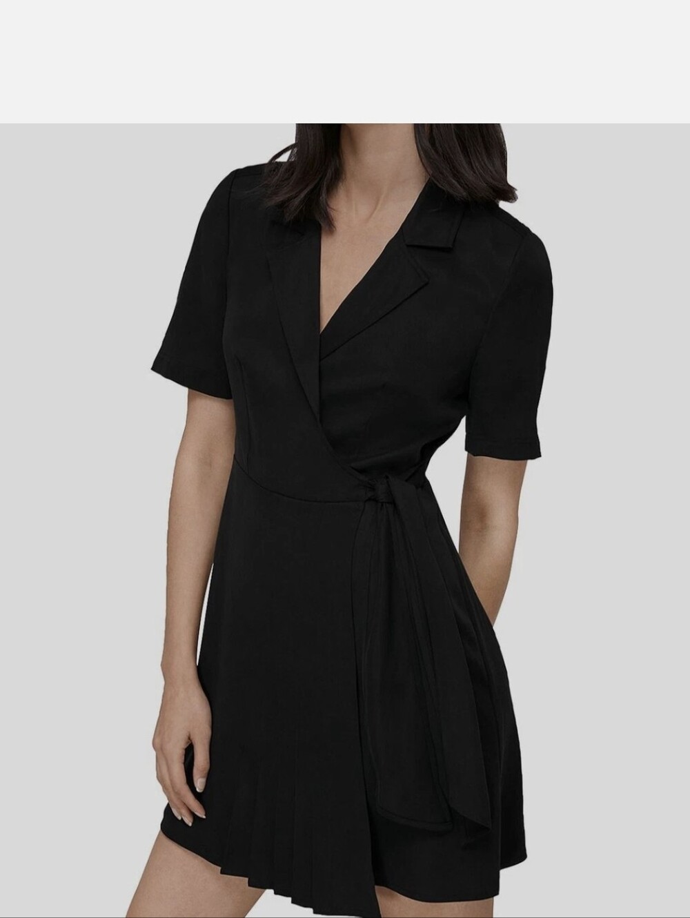 Diane Von Furstenberg Black Short Sleeve Wrap Dress with Tie Waist